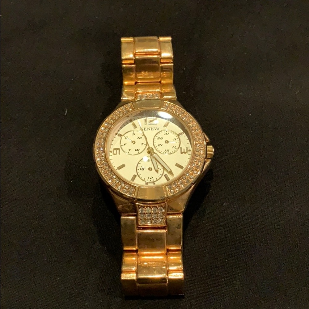 Rose Gold Geneva watch.  Never worn. Needs bat.